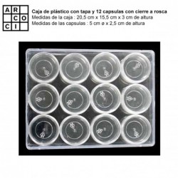 Caja de plástico con con 12 capsulas.